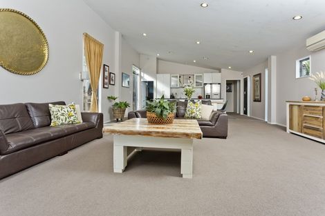 Photo of property in 14a Glenvar Road, Torbay, Auckland, 0630