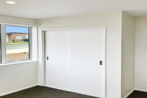 Photo of property in 72 Prado Drive, Pukekohe, 2120