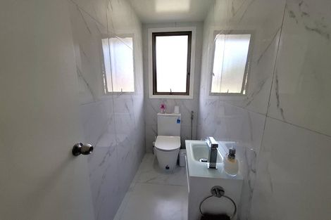 Photo of property in 168 Weatherly Road, Torbay, Auckland, 0630