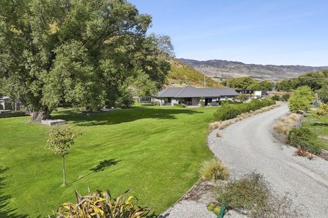 Photo of property in 20 Sugarloaf Drive, Mount Pisa, Cromwell, 9384