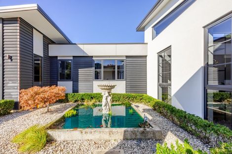 Photo of property in 80 Kent Terrace, Taradale, Napier, 4112