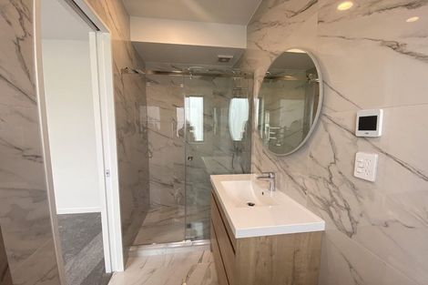 Photo of property in 1 Pukeko Road, Hobsonville, 0616