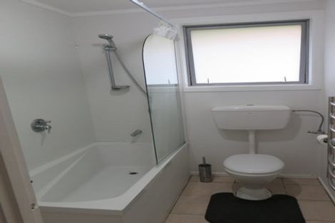 Photo of property in 77 Seabrook Avenue, New Lynn, Auckland, 0600