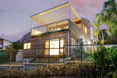 Photo of property in 3/42 Amorino Drive, Red Beach, 0932