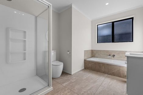 Photo of property in 26 Empire Crescent, Papamoa, 3118