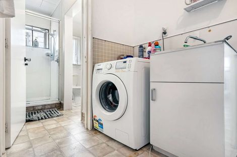 Photo of property in 3/505a Southland Road, Hastings, 4122