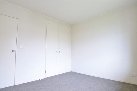 Photo of property in 104 Kingdale Road, Henderson, Auckland, 0610