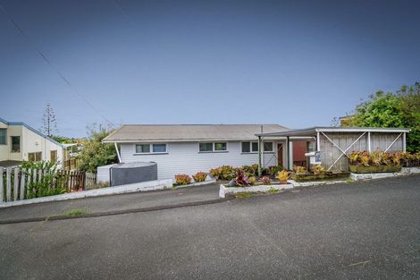 Photo of property in 9 Norfolk Road, Stanmore Bay, Whangaparaoa, 0932