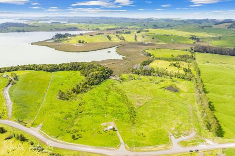 Photo of property in 186 Metcalfe Road, Matakohe, 0593