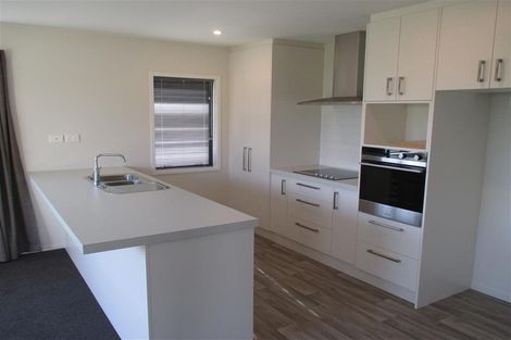 Photo of property in 11 Koareare Avenue, Halswell, Christchurch, 8025