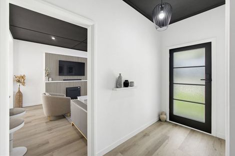 Photo of property in 17 Te Awa Avenue, Te Awa, Napier, 4110