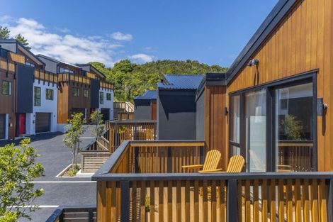 Photo of property in 6 Stockden Place, Karori, Wellington, 6012