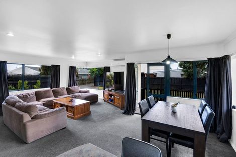 Photo of property in 3a Meade Place, Bell Block, New Plymouth, 4312