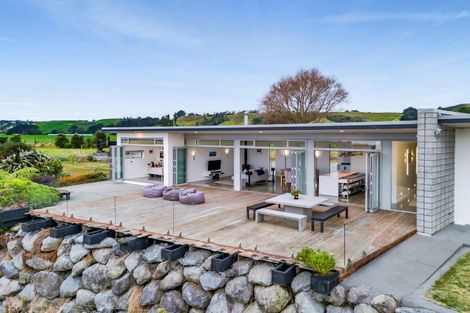 Photo of property in 11 Wilson Road, Urenui, 4375