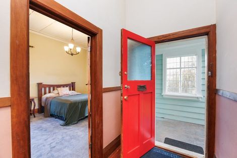 Photo of property in 19 Frederick Street, Terrace End, Palmerston North, 4410