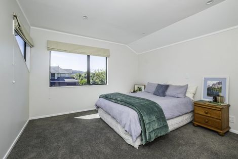 Photo of property in 34 Samwell Drive, Whitby, Porirua, 5024