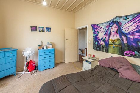 Photo of property in 4 Lowther Street, Whanganui, 4500