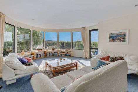 Photo of property in 17 Oratia Street, Waikanae Beach, Waikanae, 5036