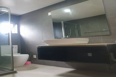 Photo of property in 208 Don Buck Road, Massey, Auckland, 0614