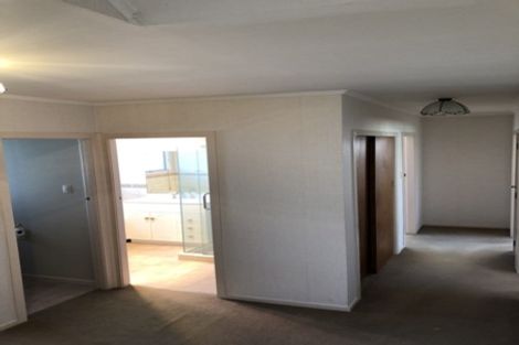 Photo of property in 17 Ridgeway Place, Glenview, Hamilton, 3206