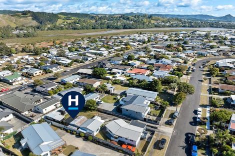 Photo of property in 125b Lorraine Place, Whangamata, 3620