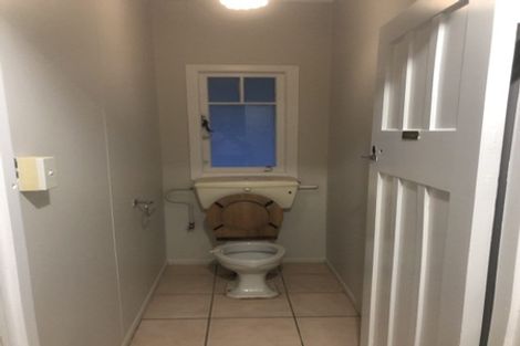 Photo of property in 56 Old Wairoa Road, Papakura, 2110