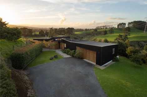 Photo of property in 890 Pirongia Road, Pirongia, Te Awamutu, 3876