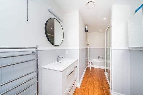 Photo of property in 360 Featherston Street, Palmerston North, 4414
