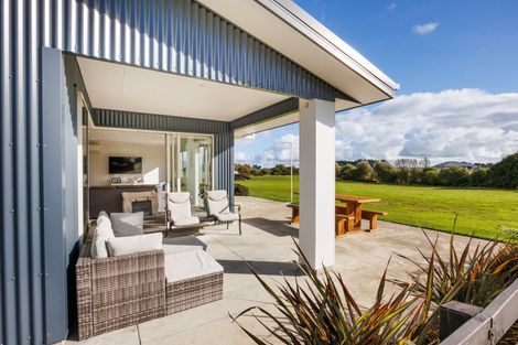 Photo of property in 106 Reid Line East, Aorangi, Feilding, 4775
