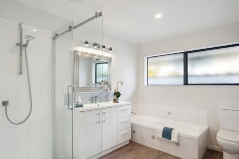 Photo of property in 150b Winchester Street, Levin, 5510