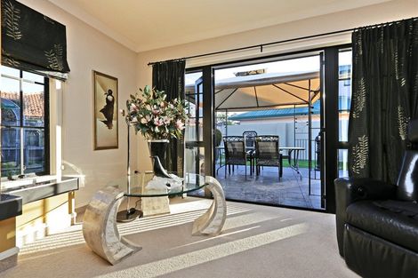 Photo of property in 166g Guppy Road, Taradale, Napier, 4112