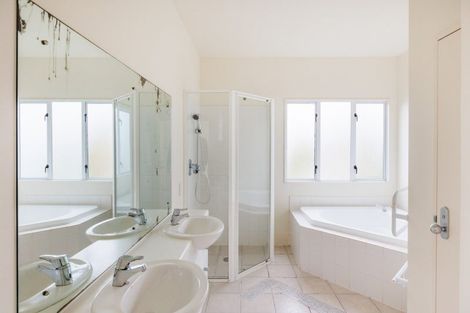 Photo of property in 5 Balcairn Place, Terrace End, Palmerston North, 4410