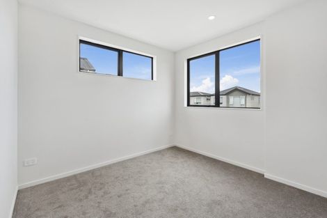 Photo of property in 52 Opoka Street, Papakura, 2110
