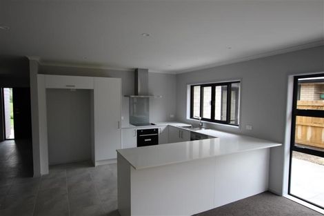 Photo of property in 37 Moira Drive, Tuakau, 2121