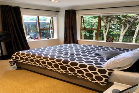Photo of property in 2/32 Merani Street, Narrow Neck, Auckland, 0622