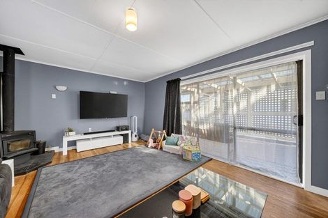 Photo of property in 100 Kuripuni Street, Kuripuni, Masterton, 5810
