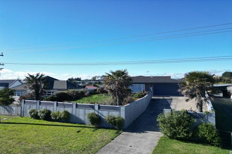 Photo of property in 8 Brown Street, Foxton, 4814