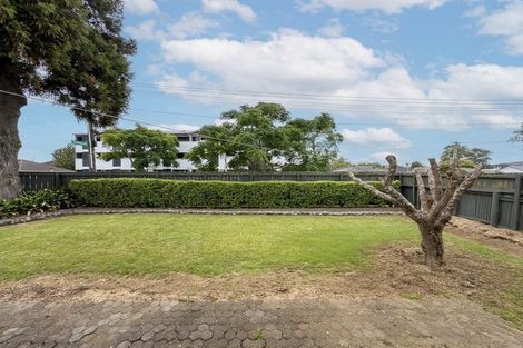 Photo of property in 33a Gloucester Road, Manurewa, Auckland, 2102