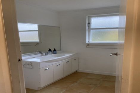 Photo of property in 14 Buckley Grove, Paraparaumu, 5032