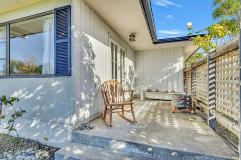 Photo of property in 1/16 Carl Avenue, Havelock North, 4130