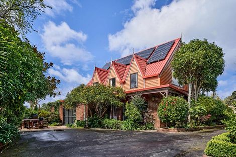 Photo of property in 18 Solander Place, Whitby, Porirua, 5024