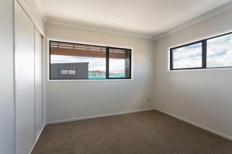 Photo of property in 162 Hobsonville Point Road, Hobsonville, Auckland, 0616