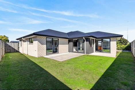 Photo of property in 229 Te Okuroa Drive, Papamoa, 3118