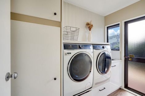 Photo of property in 5 Raleigh Avenue, Fairview Downs, Hamilton, 3214