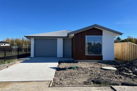 Photo of property in 18 Oakmill Drive, Casebrook, Christchurch, 8051