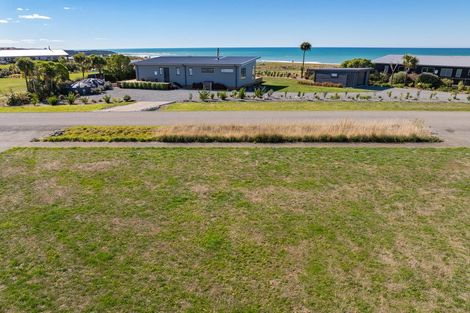 Photo of property in 38 Rochdale Road, Riversdale Beach, Masterton, 5872