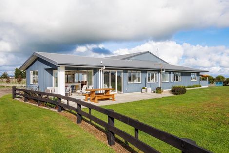 Photo of property in 106 Reid Line East, Aorangi, Feilding, 4775