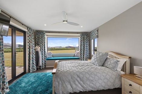 Photo of property in 24 Landsborough Drive, Darfield, 7571