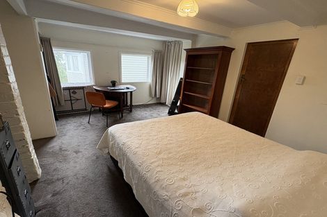 Photo of property in 29 Highbury Road, Highbury, Wellington, 6012