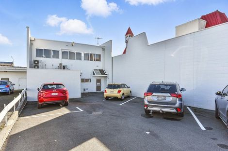 Photo of property in 224 Oxford Street, South Dunedin, Dunedin, 9012